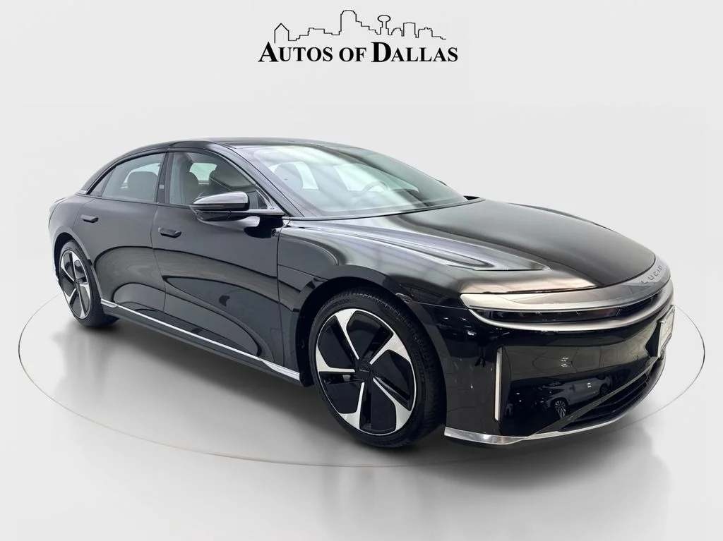 Used 2023 Black Lucid Touring image 3