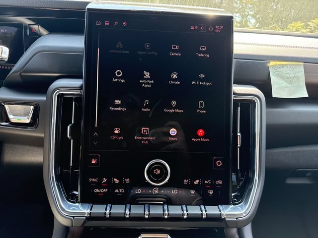 2026 GMC Yukon XL Denali - Photo 21