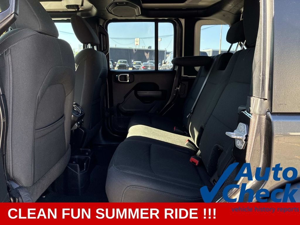 Used 2018 Gray Jeep Unlimited Sport S image 17