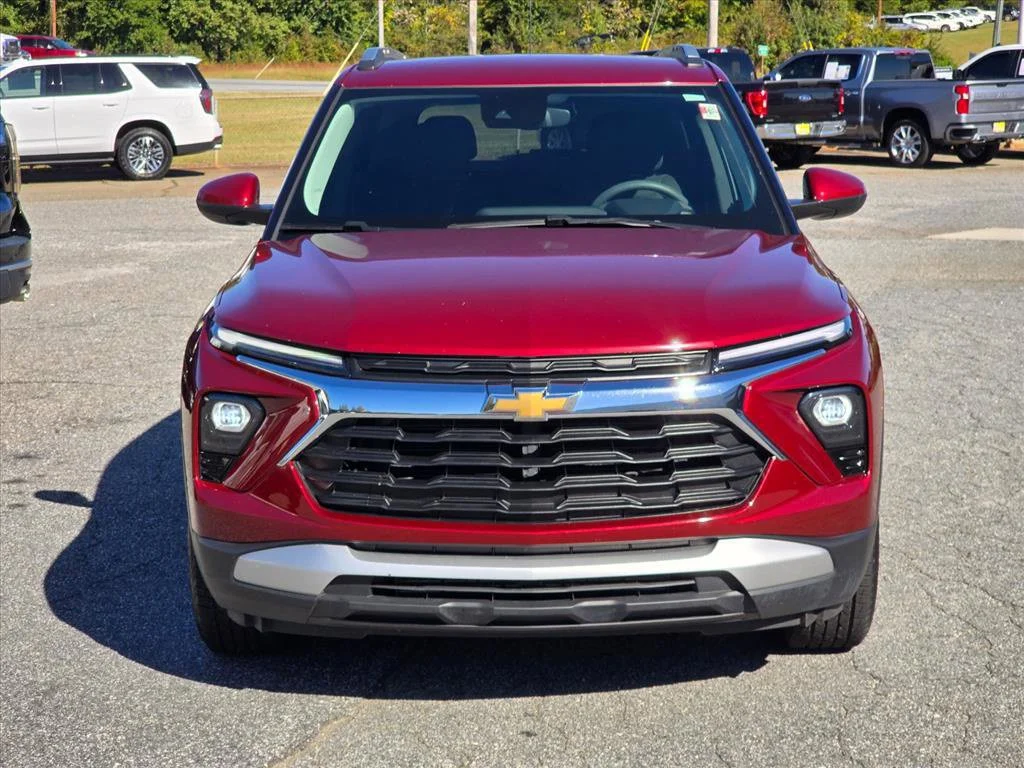 Used 2025 Crimson Metallic Chevrolet LT image 3