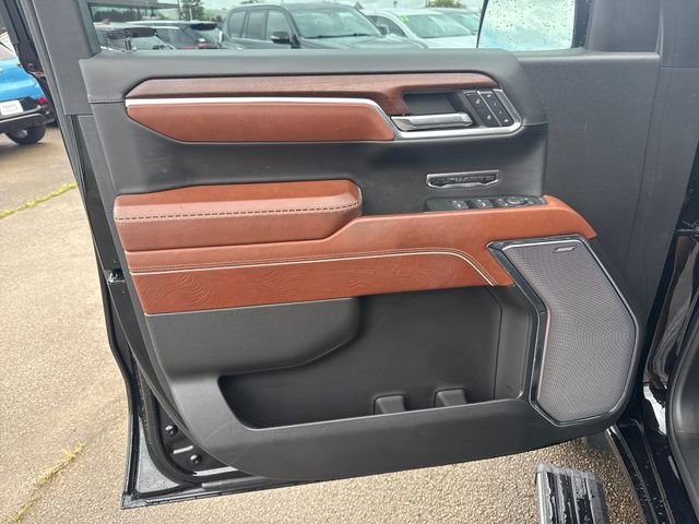 Used 2023 Black GMC Denali Ultimate image 12