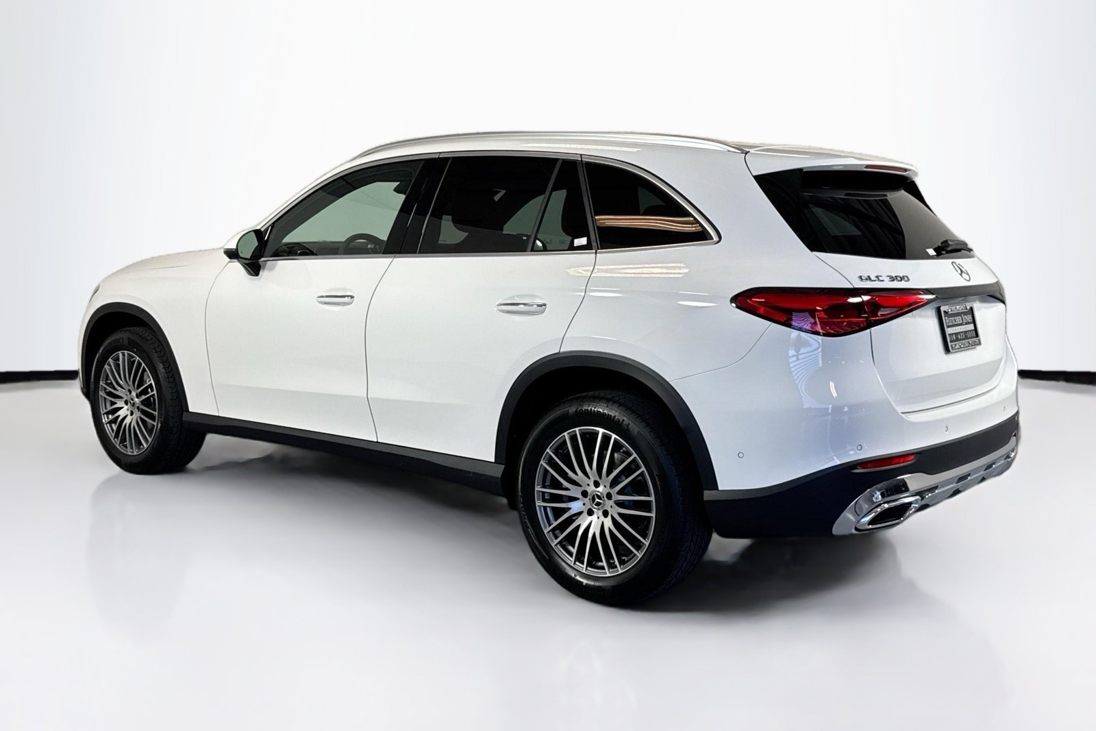 New 2026 Polar White Mercedes-Benz GLC 300 image 7