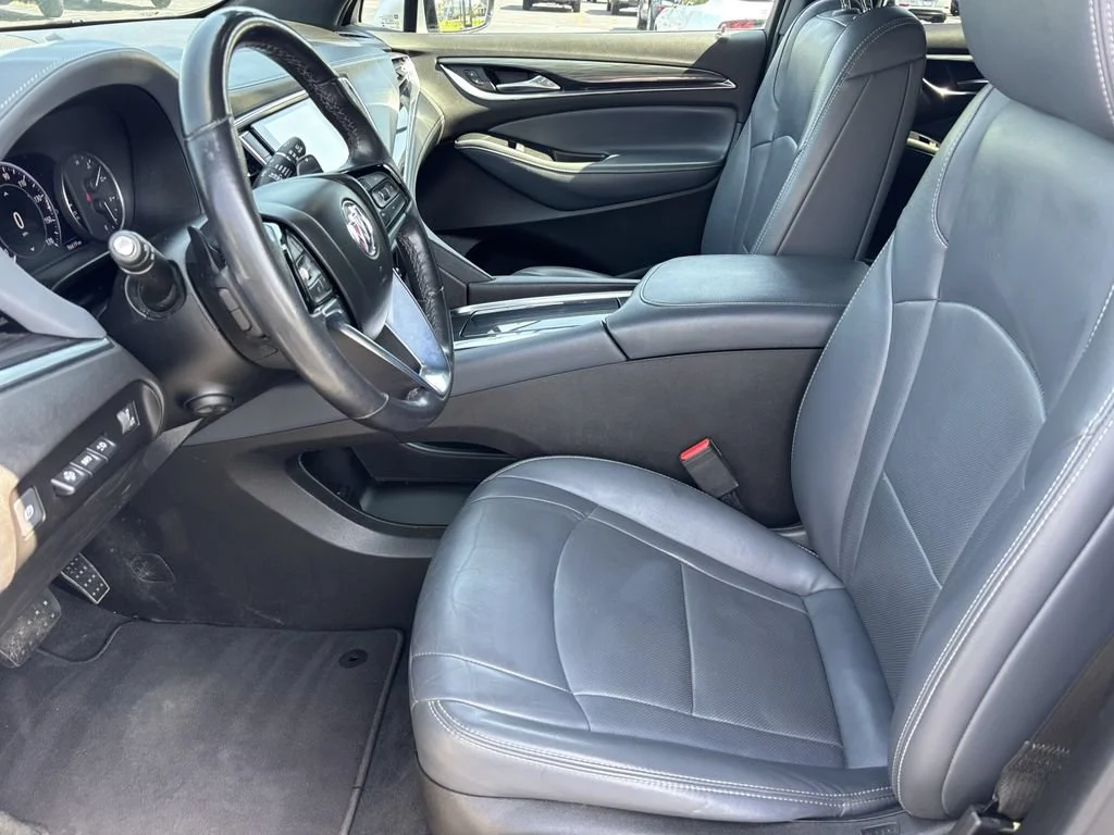 Used 2022 Includes Pitch Dark Night lower exterior accent color.) Buick Premium image 14