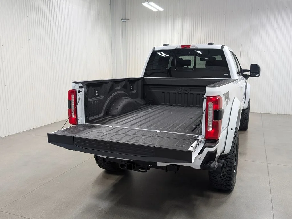 New 2026 Oxford White Ford F-250® Lariat® image 25