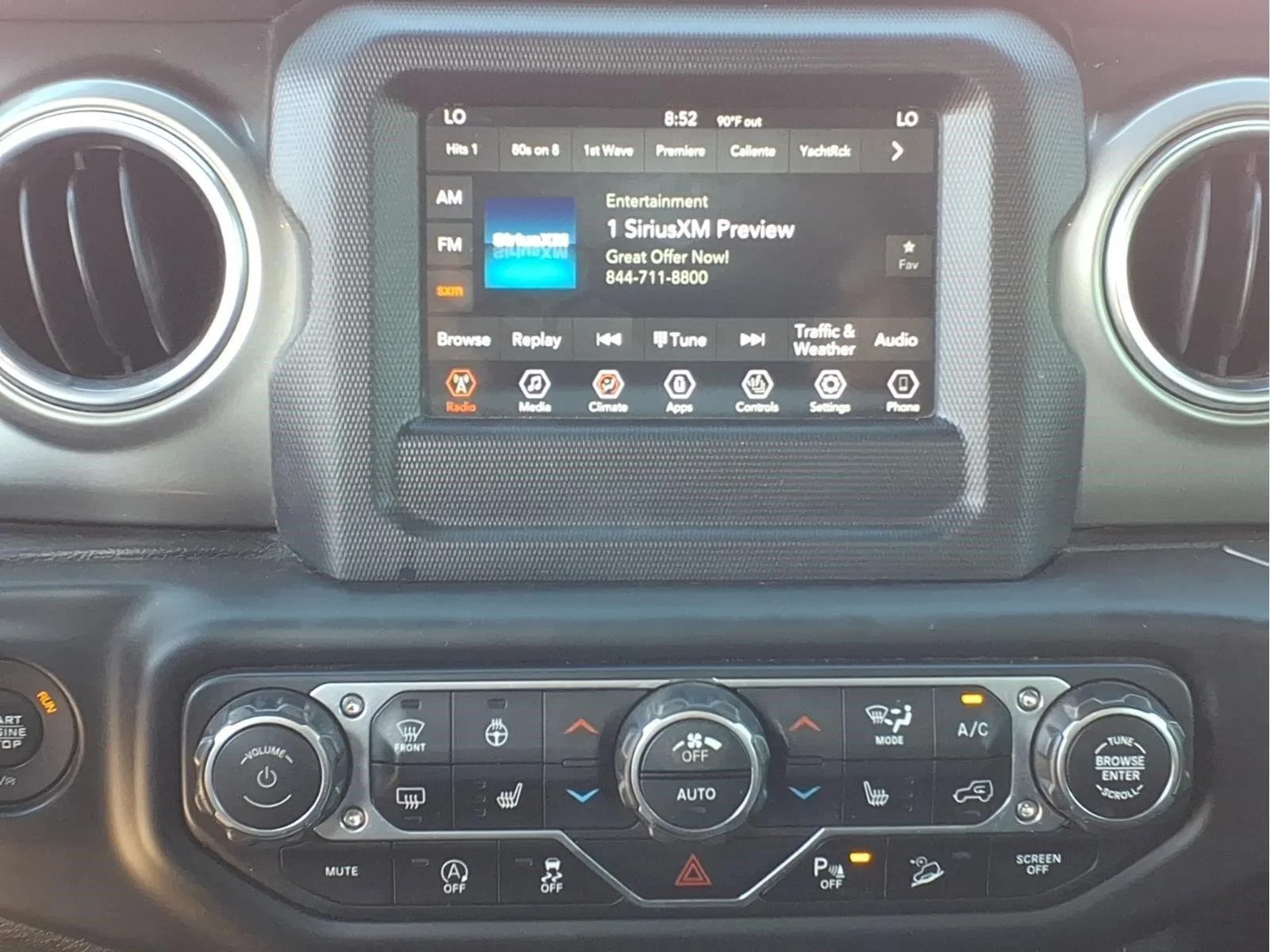 Used 2018 Black Jeep Sahara image 14
