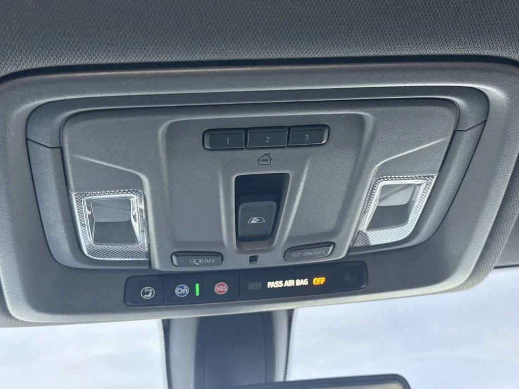 Used 2021 White Chevrolet RST image 50