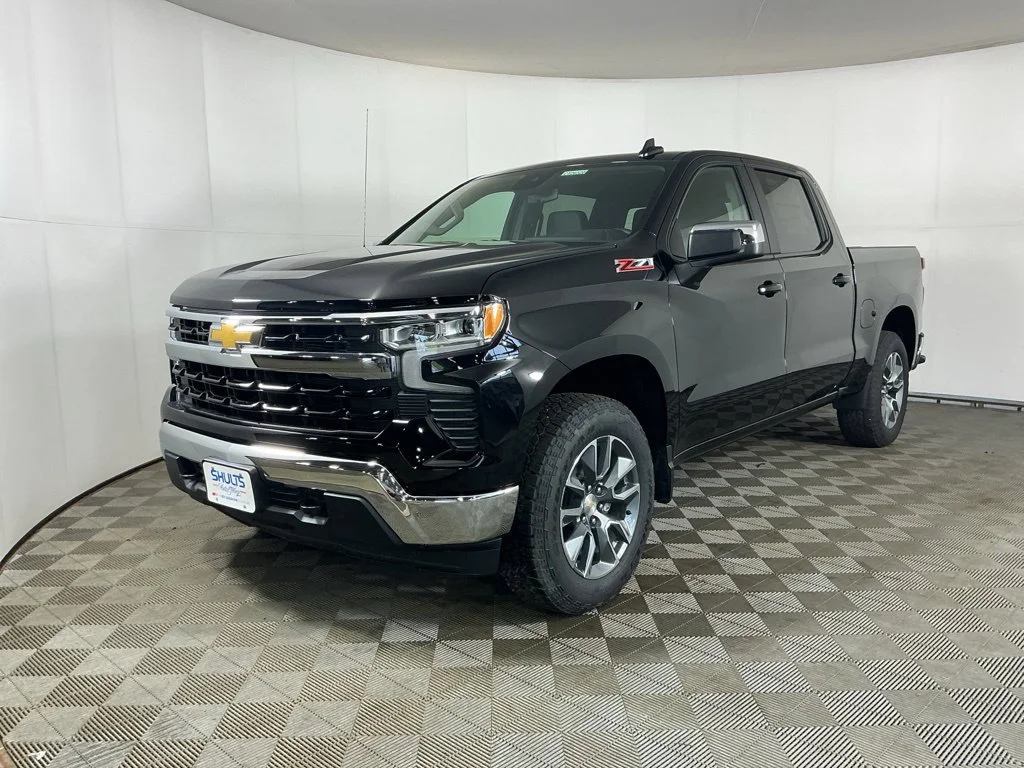New 2026 Black Chevrolet LT image 3