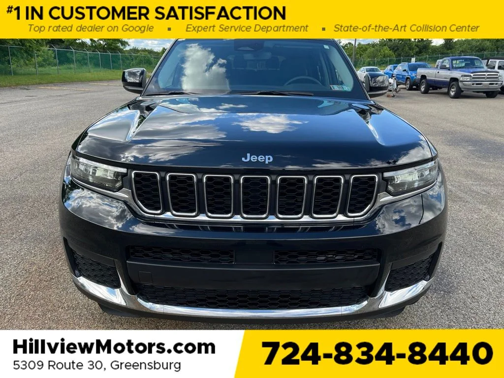 Certified Used 2023 Diamond Black Jeep Laredo image 10