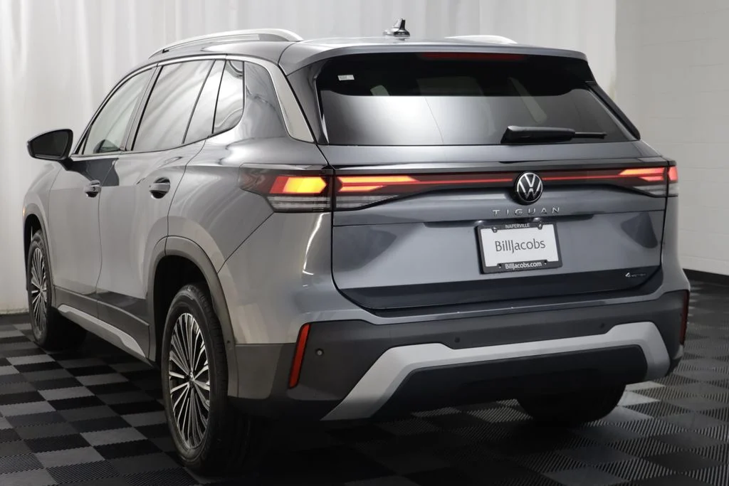 New 2026 Platinum Gray Volkswagen 2.0T S image 15