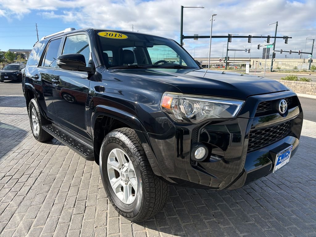 Used 2018 Midnight Black Metallic Toyota SR5 Premium image 7