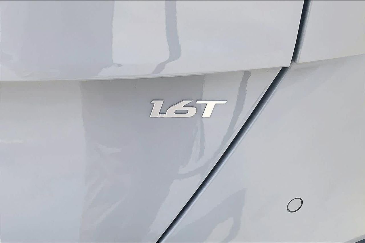 New 2026 Cyber Gray Metallic Hyundai Limited FWD image 15