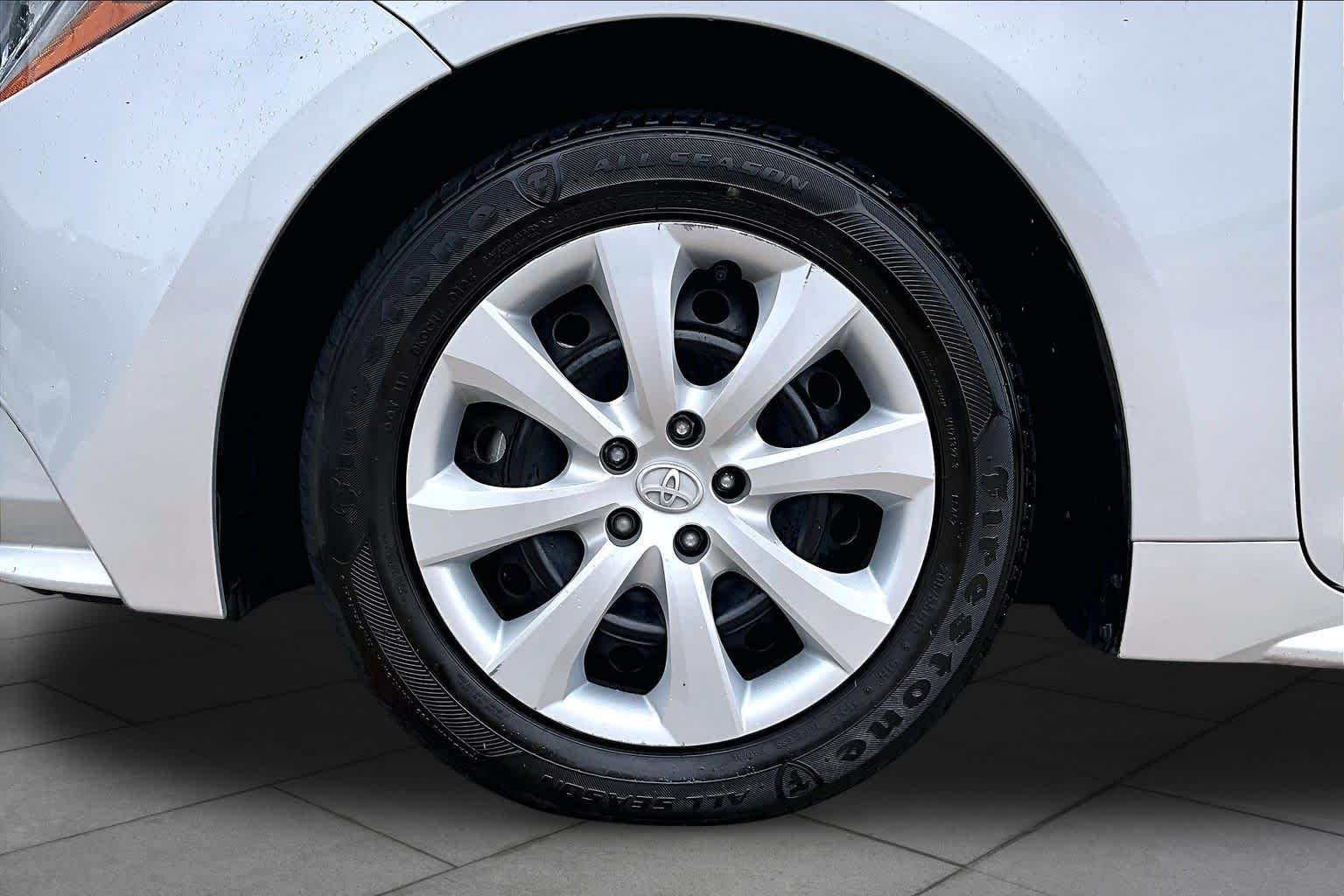 Certified Used 2024 Classic Silver Metallic Toyota LE image 11