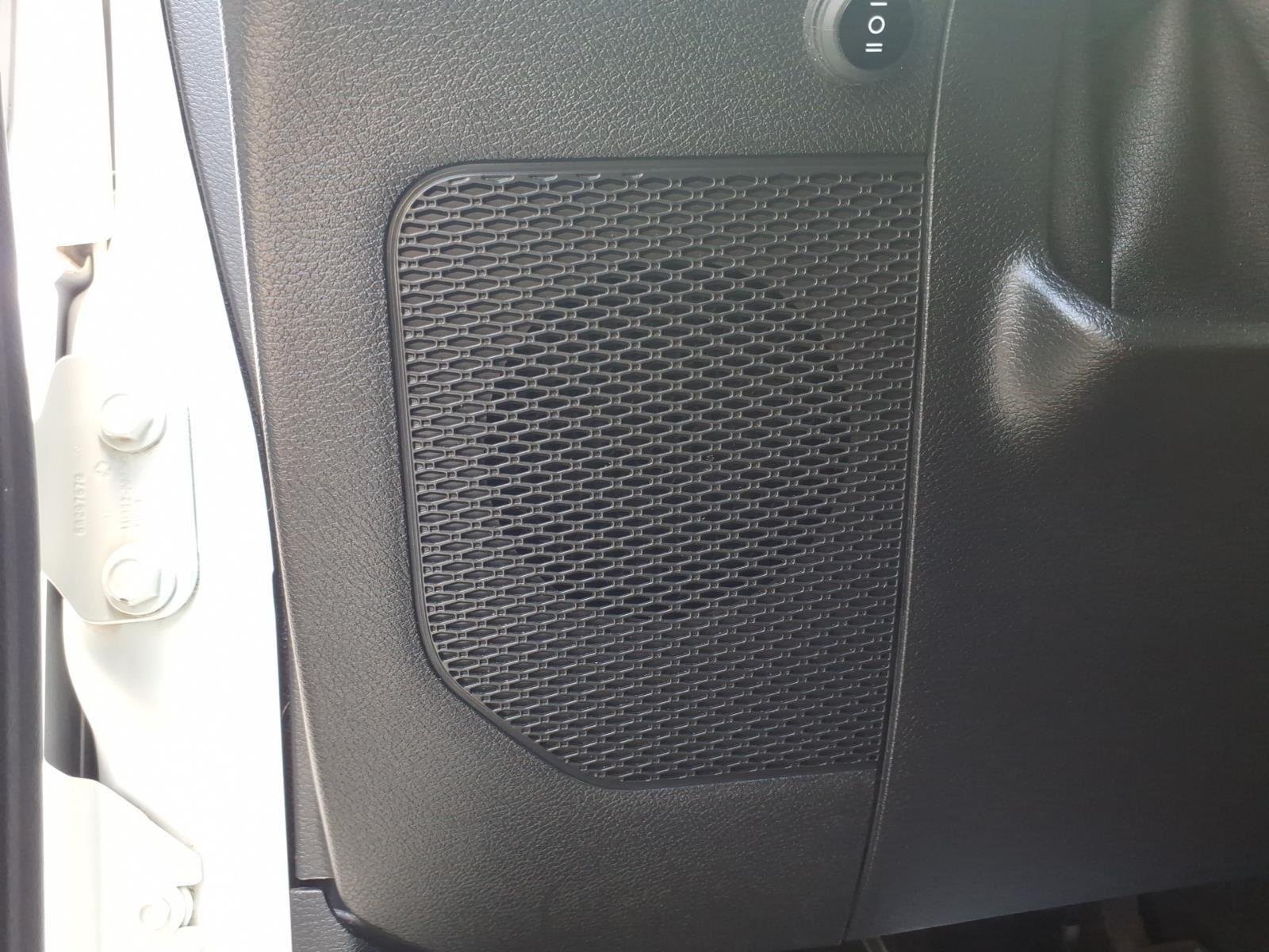 Used 2021 Bright White Clearcoat Jeep High Altitude image 6