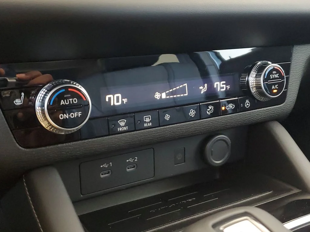 2026 Mitsubishi Outlander SE - Photo 29