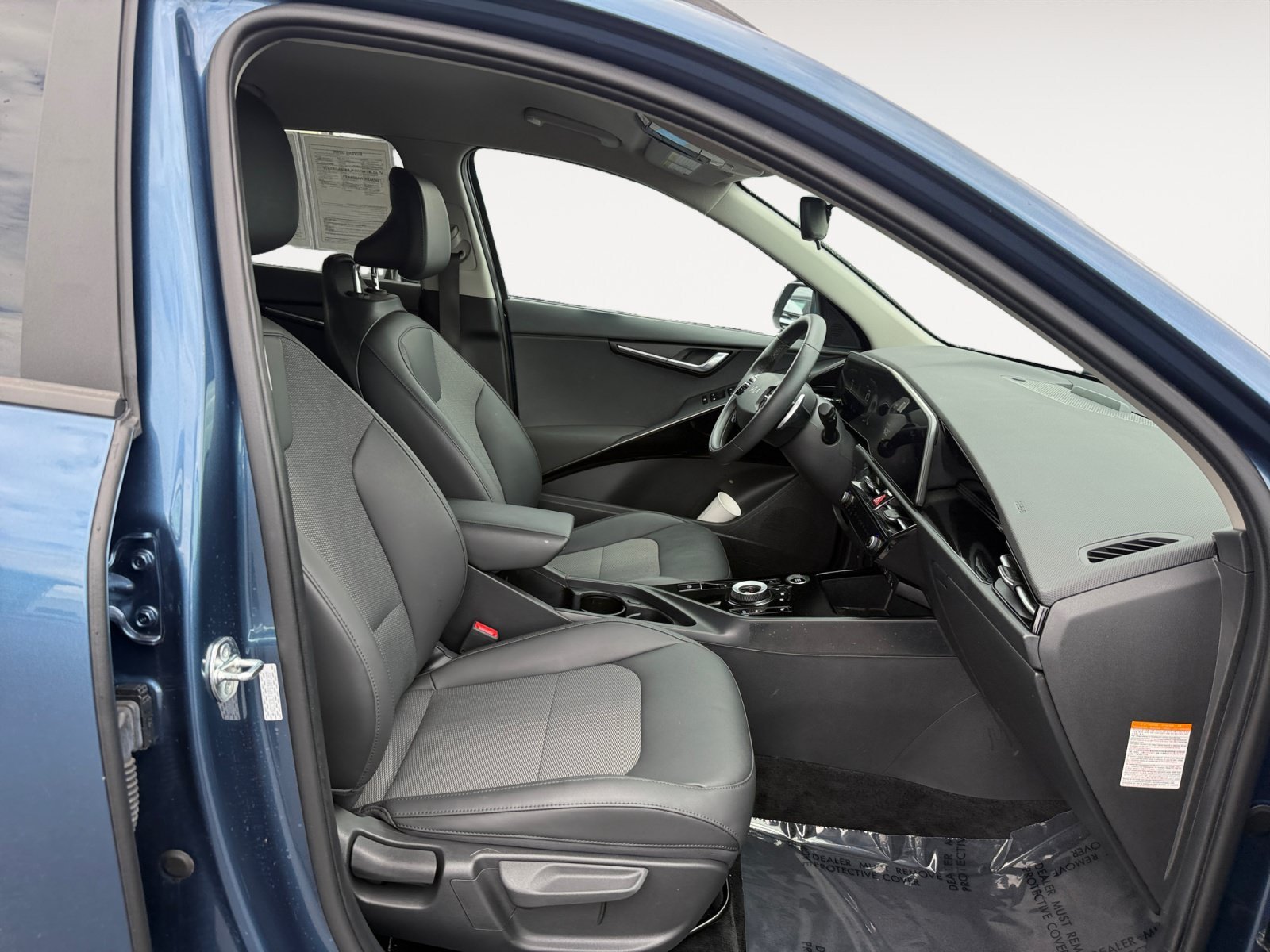 Used 2023 Mineral Blue Kia EX image 19