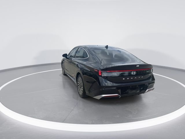 Certified Used 2025 Black Hyundai Limited image 6