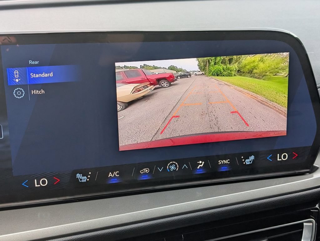 2026 Chevrolet Traverse LT - Photo 24