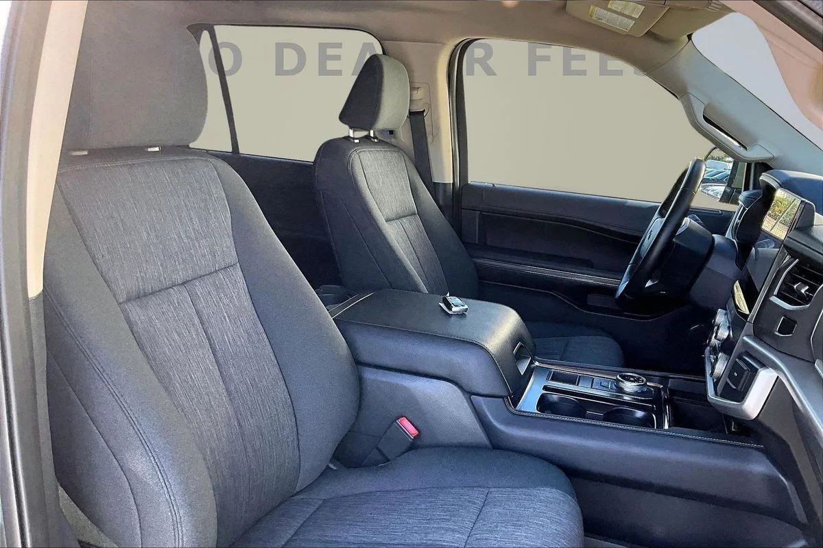 Used 2022  Ford XLT image 30