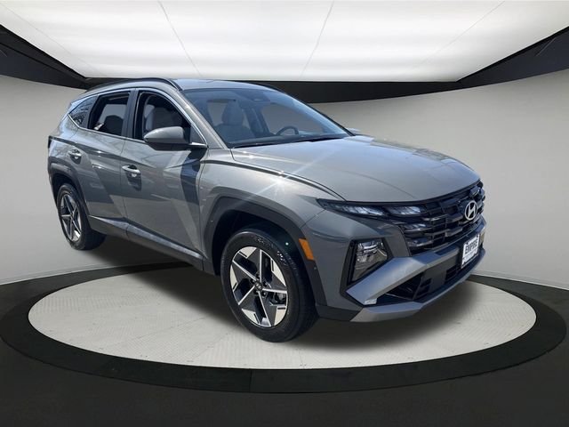 Certified Used 2025 Gray Hyundai SEL image 2