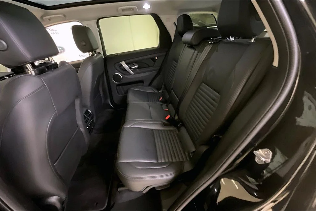 Used 2023 Black Land Rover S image 14