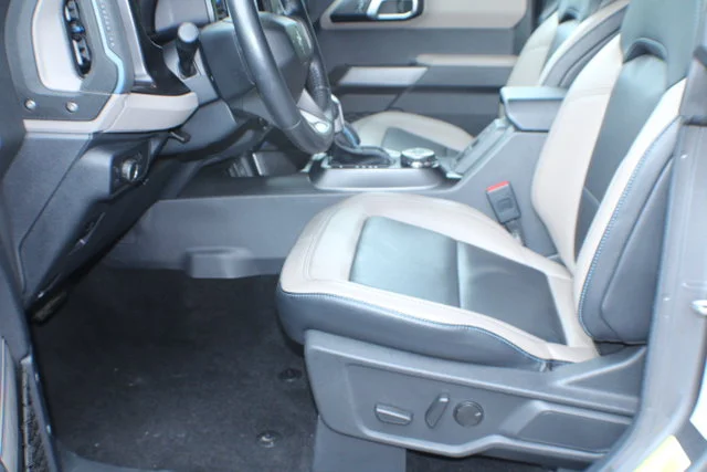 Used 2022 Cactus Gray Ford Wildtrak image 12