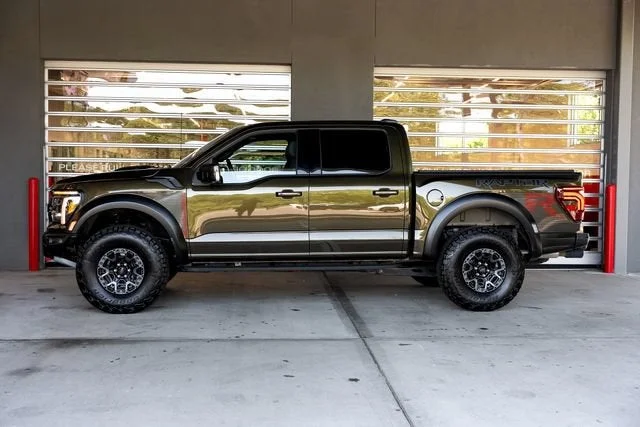 Used 2025 Shelter Green Ford Raptor image 2