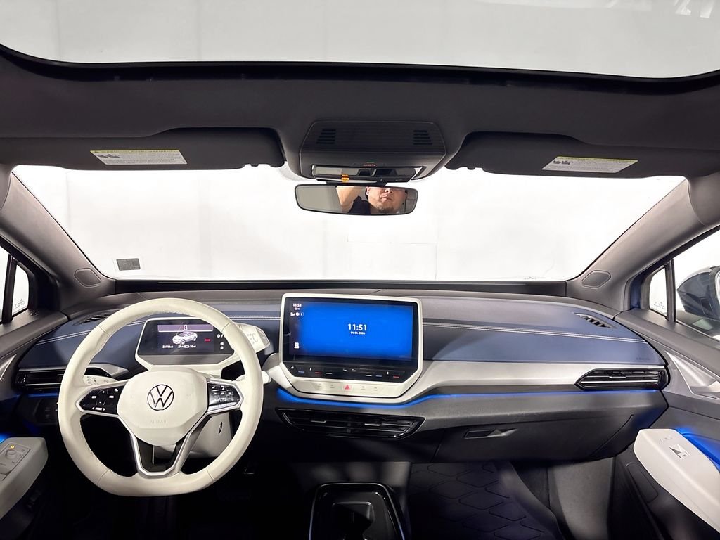 Certified Used 2023 Blue Metallic Volkswagen Pro S image 12