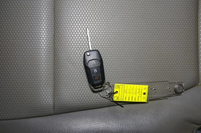 Used 2022 Black Ford XL image 33