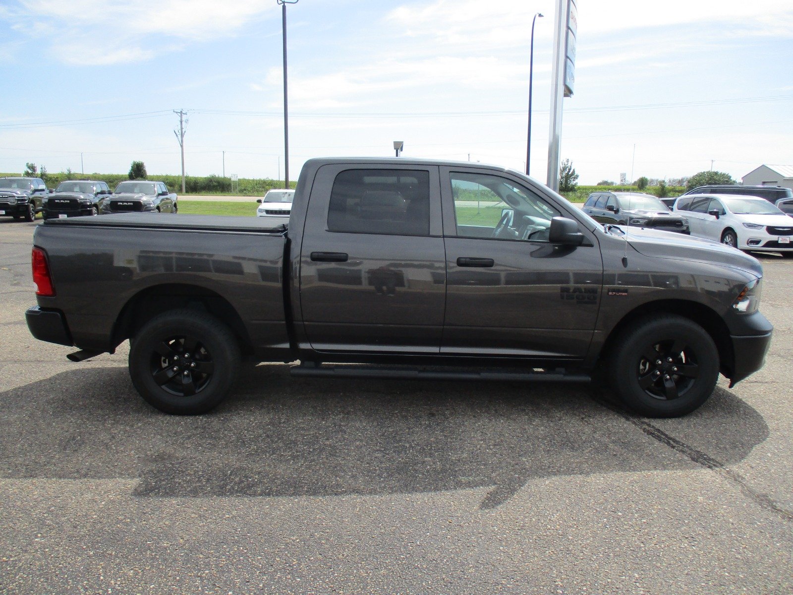 Used 2023 GRANITE Ram Tradesman image 8