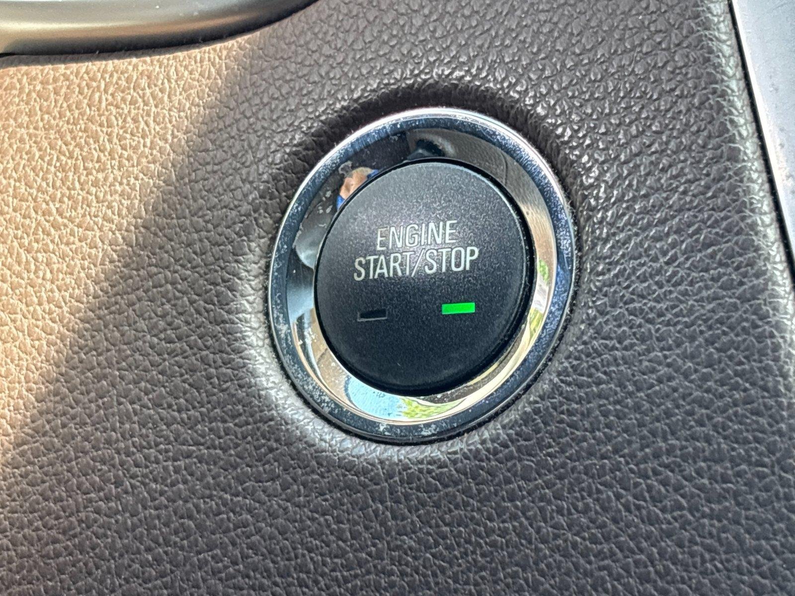 Used 2013 Platinum Ice Tricoat Cadillac Performance Collection image 22