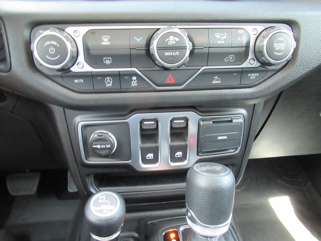 New 2026 41 Jeep Sport image 25