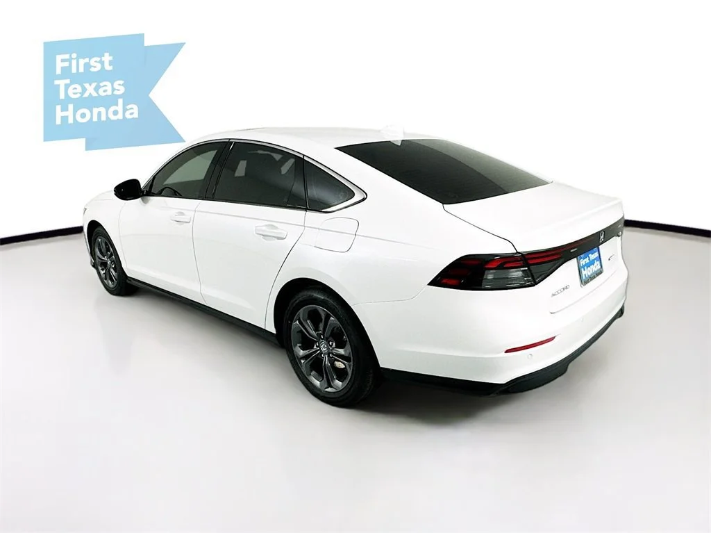 New 2026 Platinum White Pearl Honda EX-L image 5