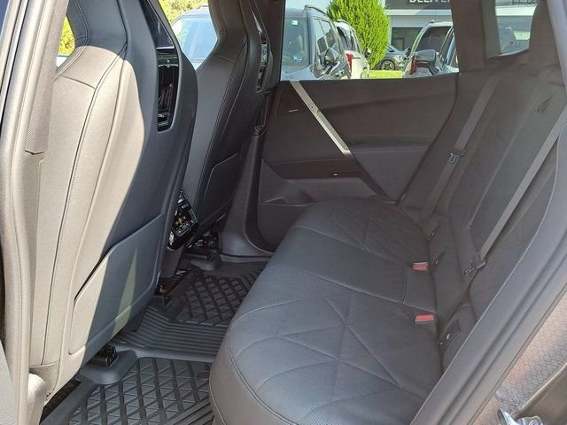 Used 2025 Blue BMW xDrive50 image 26