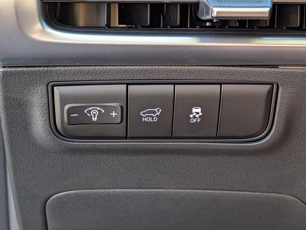 New 2026 Gray Hyundai SEL Plus FWD image 32