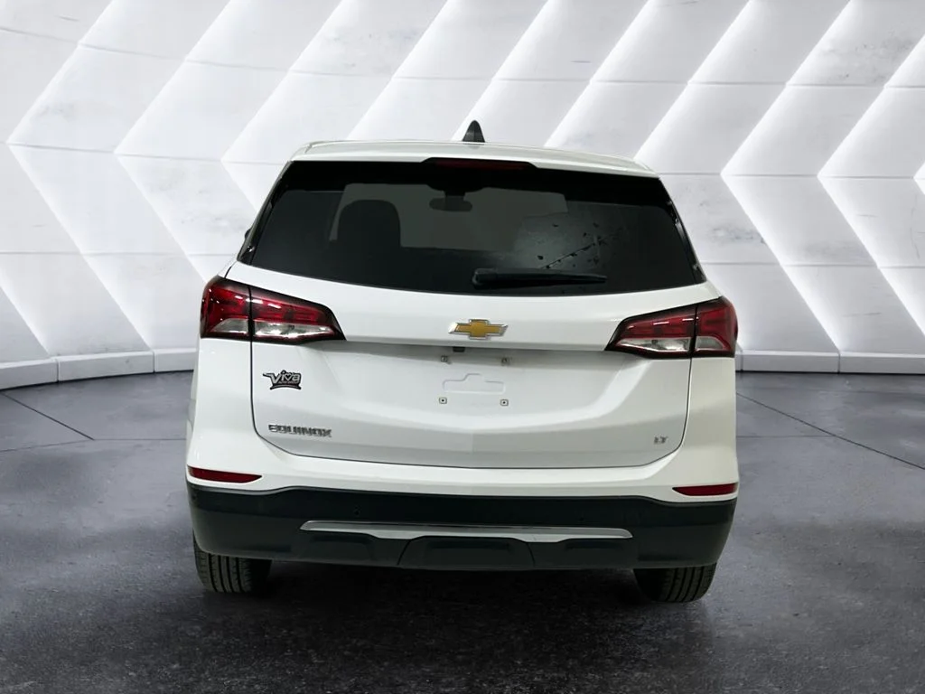 Used 2022 White Chevrolet LT image 5