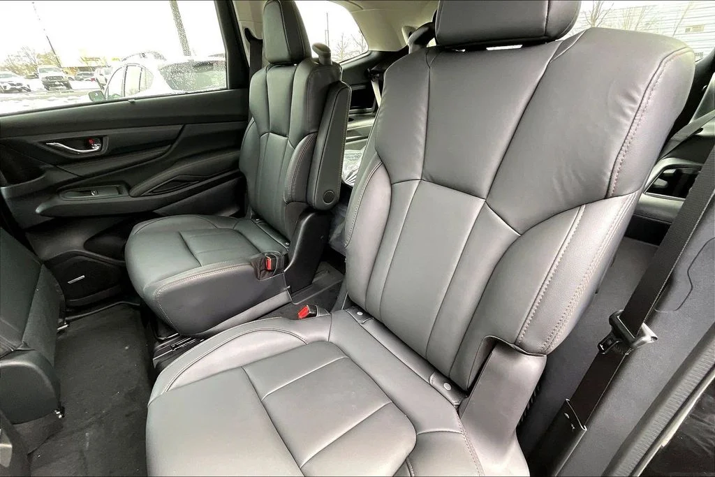 2026 Subaru Ascent Limited Bronze Edition - Photo 13