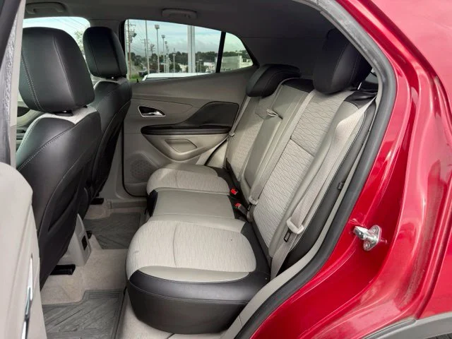 Used 2016 Red Buick Base image 9