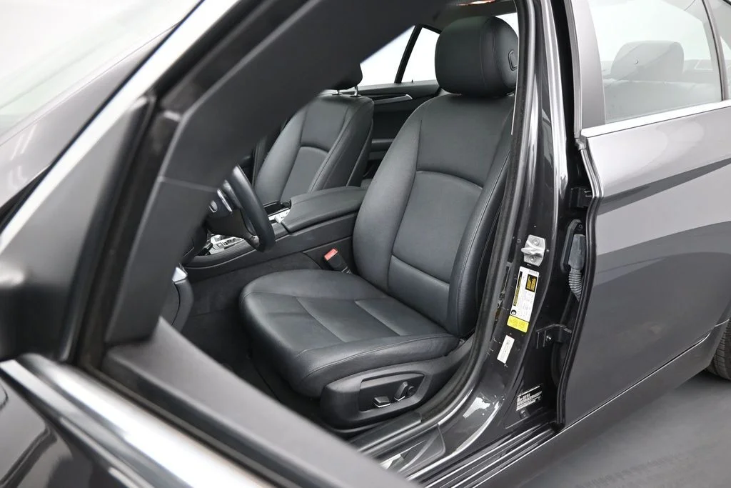 Used 2016 Gray BMW 528i image 8