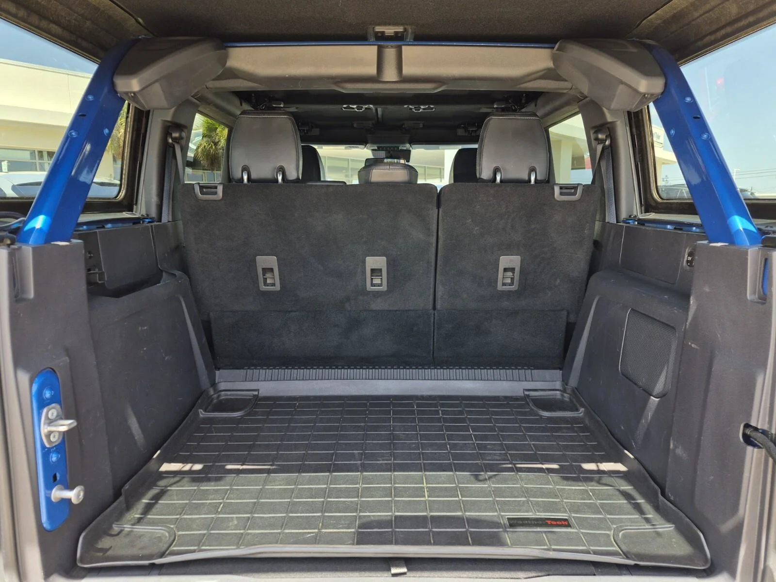 Used 2022 Velocity Blue Metallic Ford Wildtrak image 8