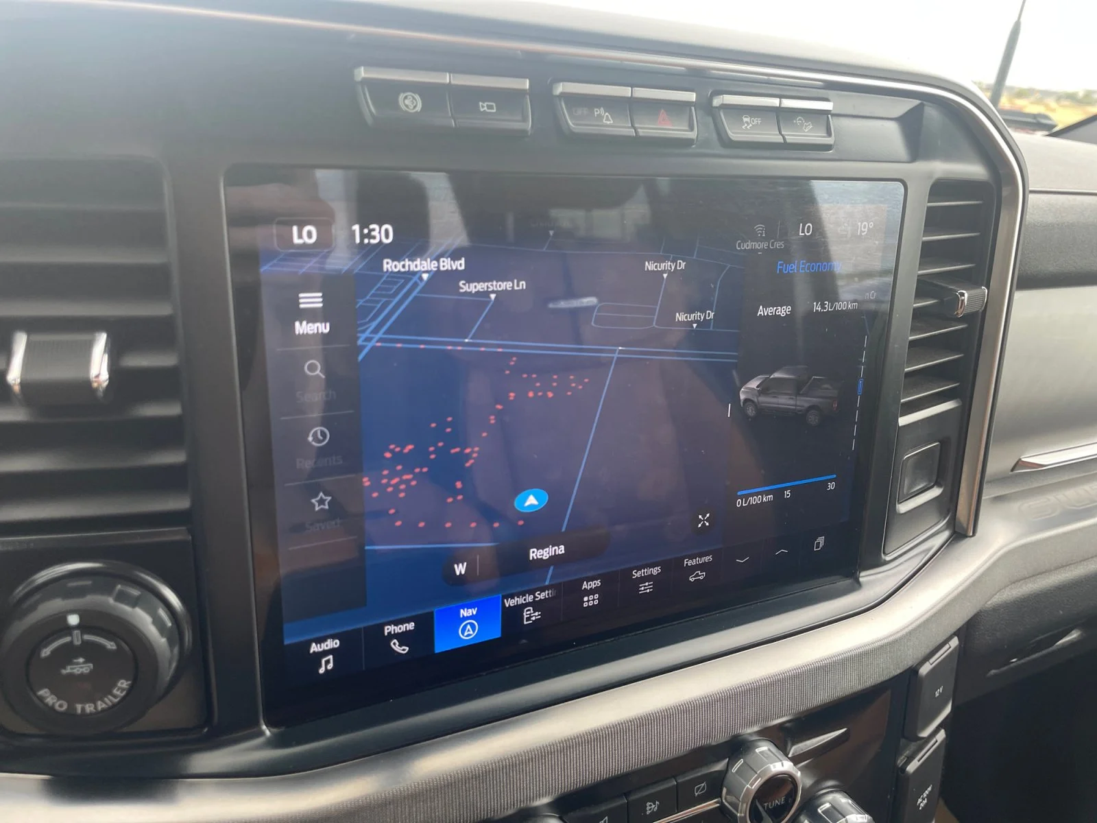 Used 2024  Ford PLATINUM SuperCrew image 25