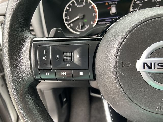 Used 2021 Silver Nissan SV image 23