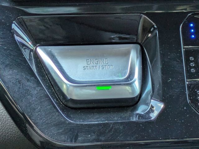 Used 2024 White Frost Tricoat GMC Denali image 36