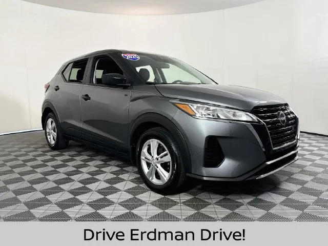 2025 Nissan KICKS PLAY