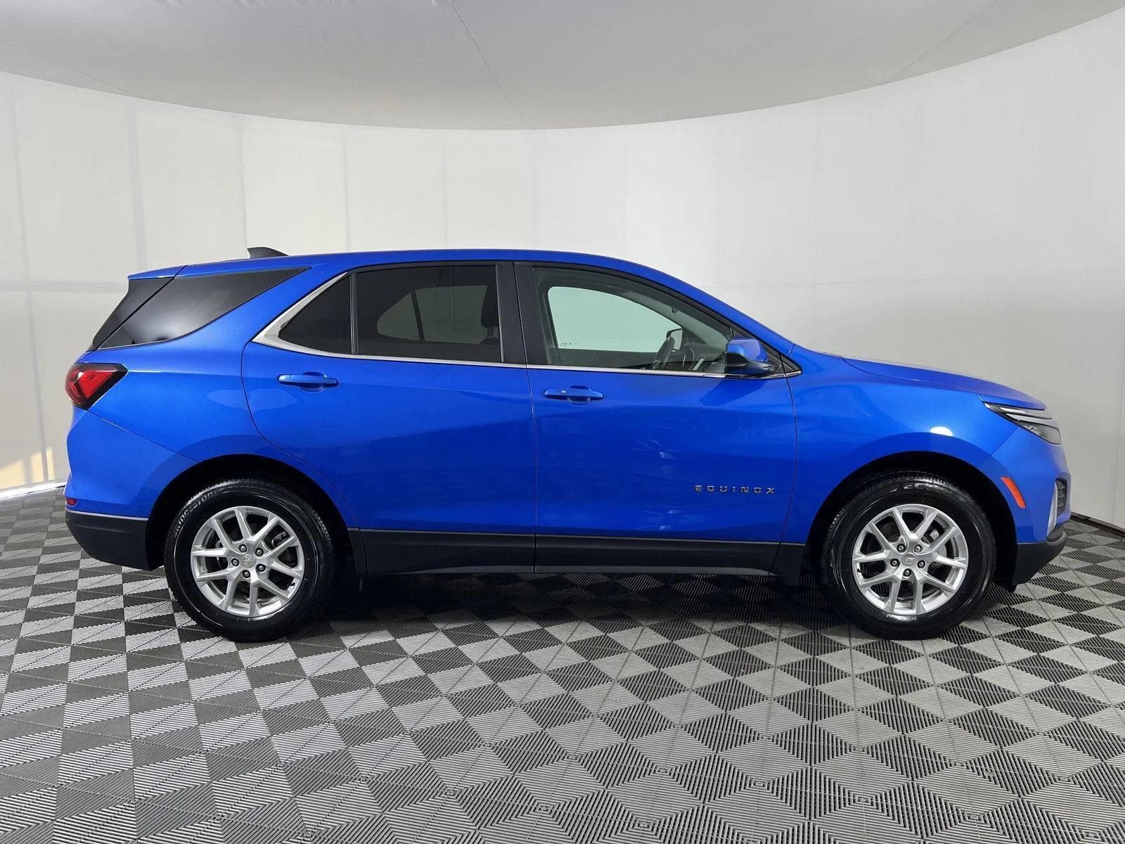 Used 2024 Riptide Blue Metallic Chevrolet LT image 23