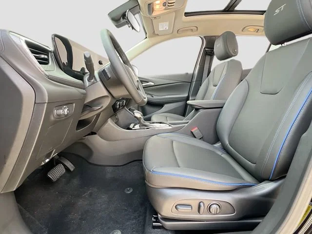 2026 Buick Encore GX Sport Touring - Photo 15