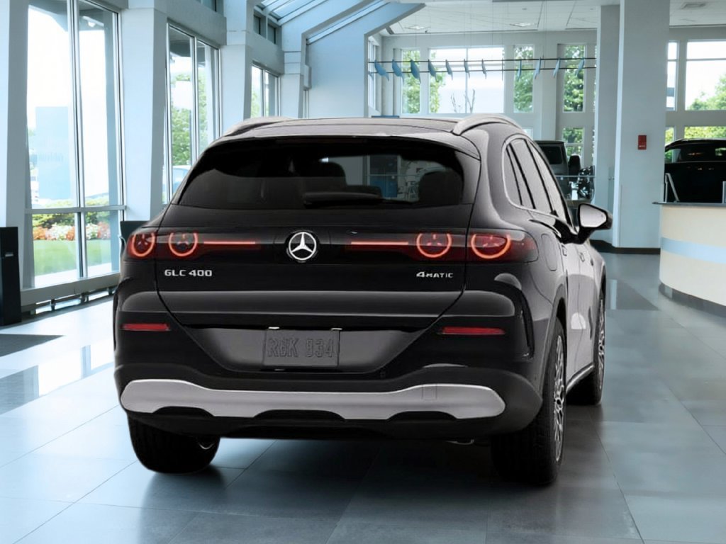 New 2027 Black Mercedes-Benz GLC 400 image 64