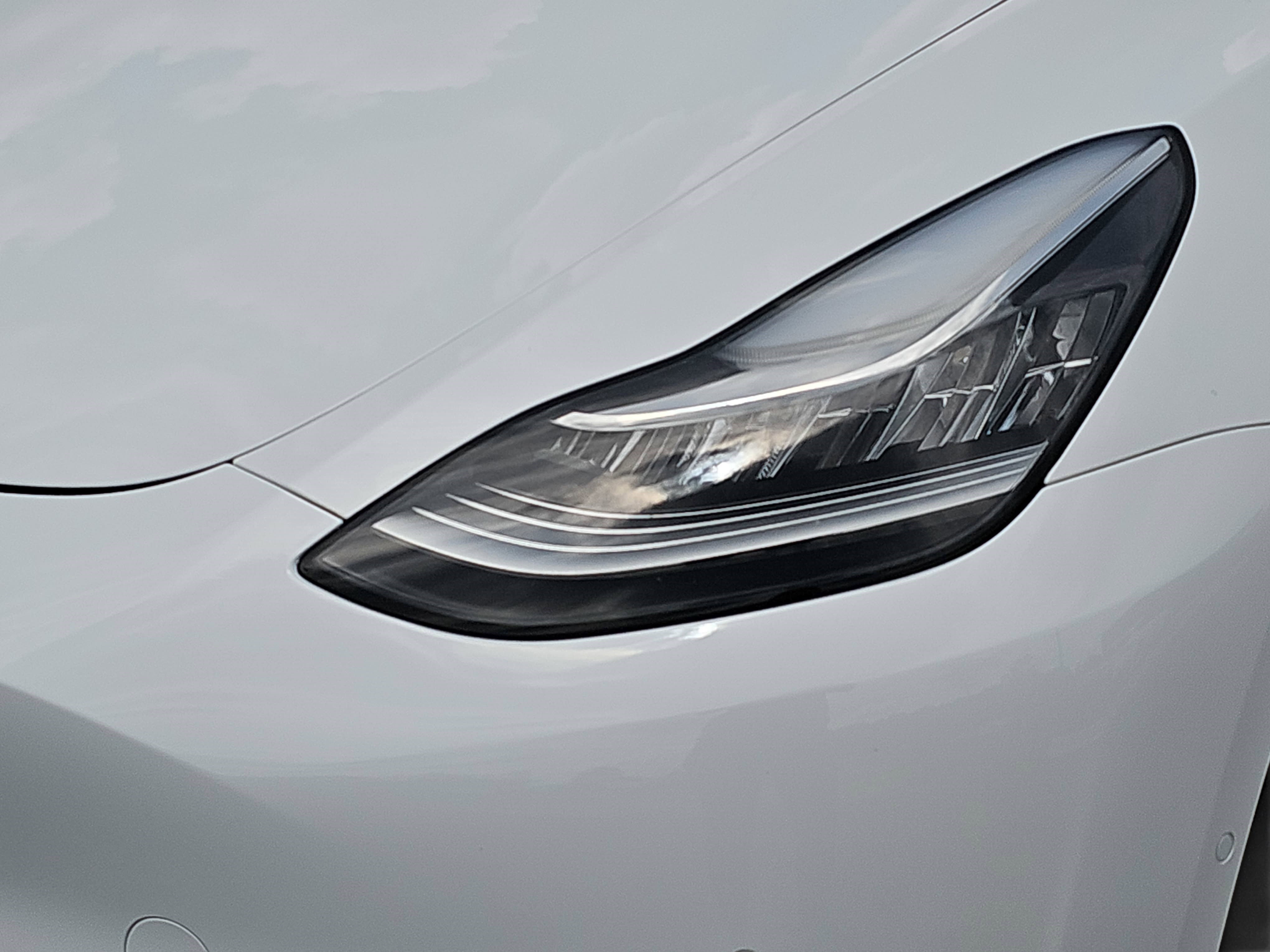 Used 2022  Tesla Long Range image 30