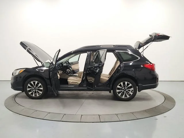 Used 2017 Black Subaru 2.5i image 12