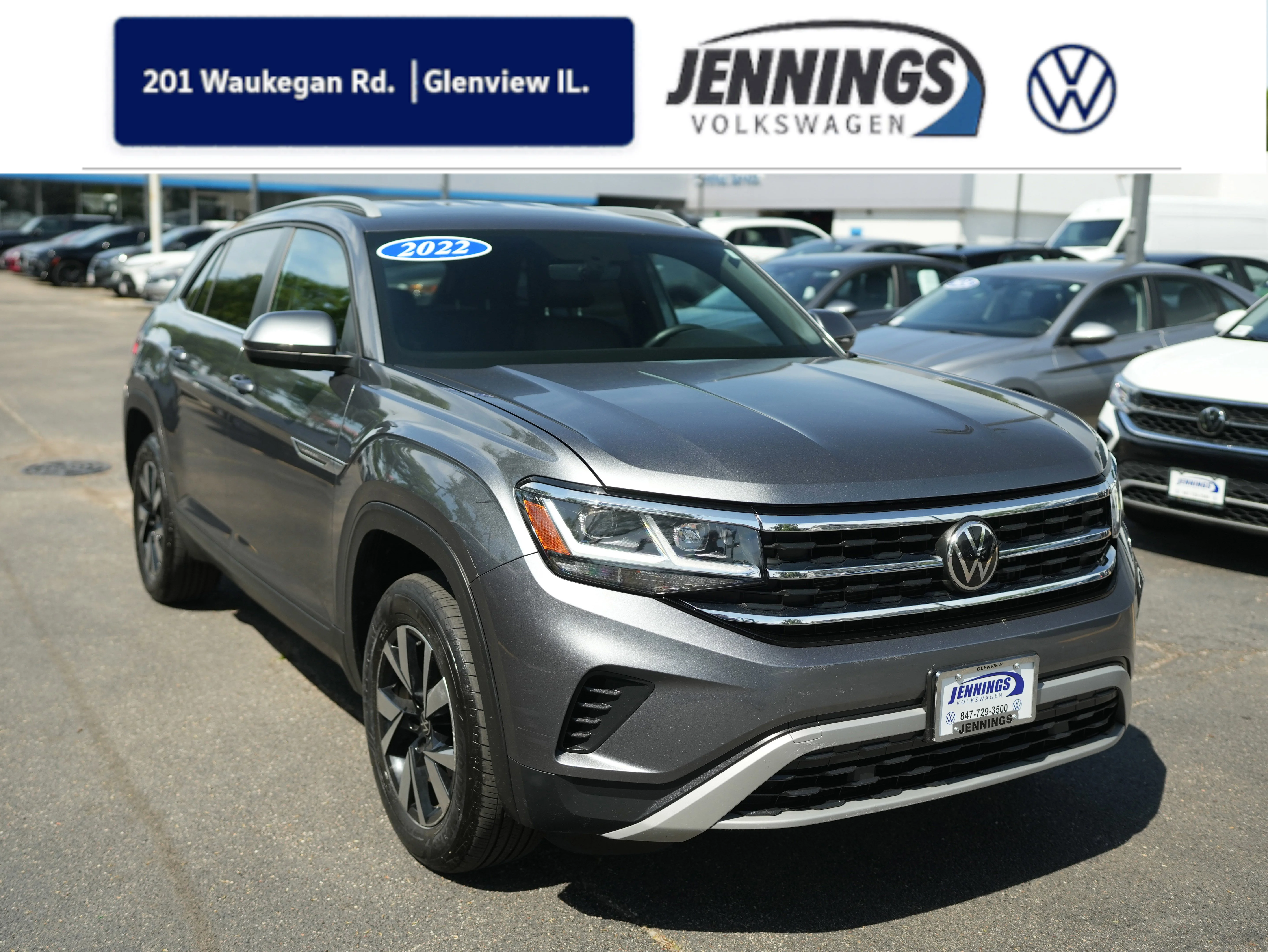 2022 Volkswagen Atlas Cross Sport 2.0T SE 4MOTION's photo