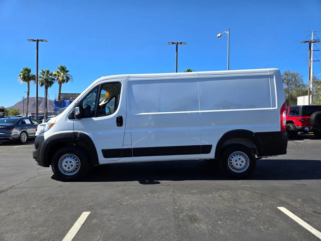 Used 2025 Bright White Clea Ram Tradesman image 3